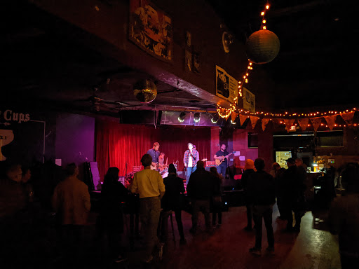 Bar «Ace of Cups», reviews and photos, 2619 N High St, Columbus, OH 43202, USA