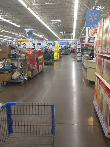 Department Store «Walmart Supercenter», reviews and photos, 632 Grassfield Pkwy, Chesapeake, VA 23322, USA