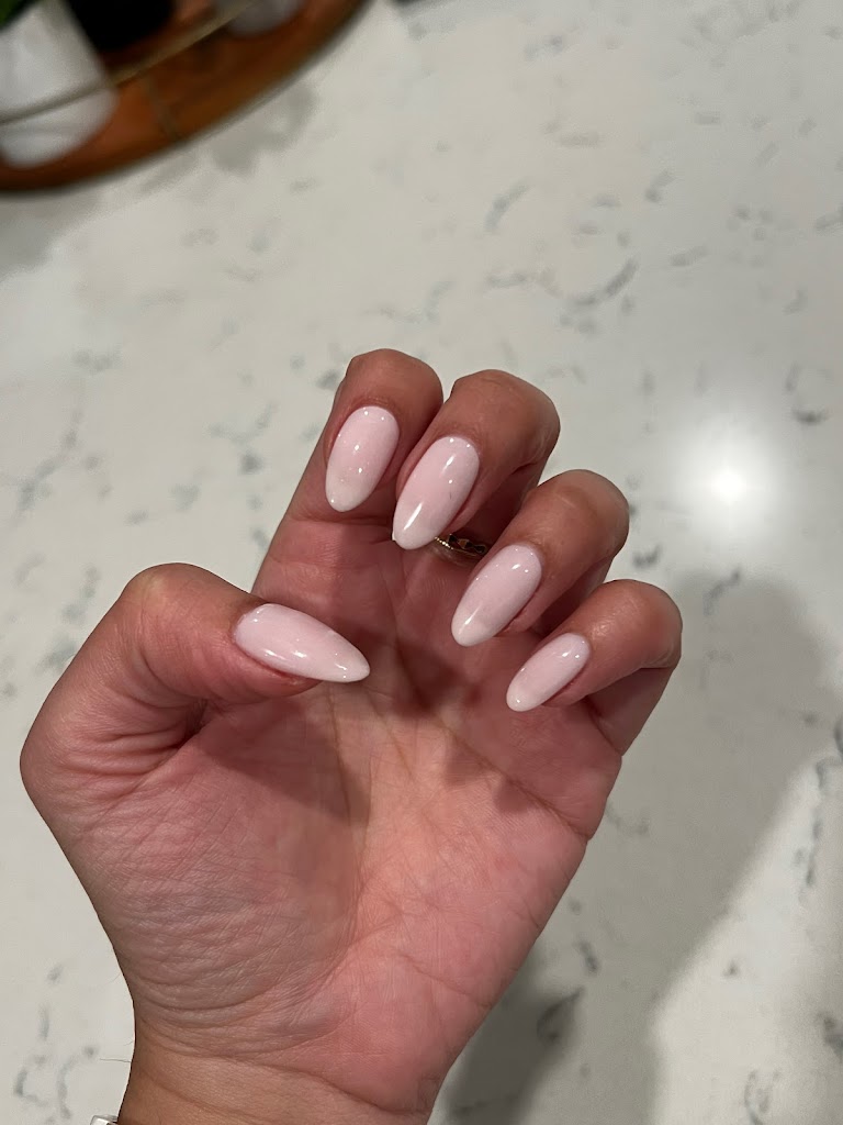 Eden Nails & Spa 07702