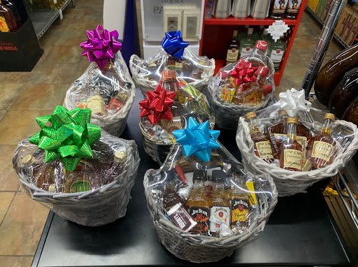 Liquor Store «Telegraph Liquor Store», reviews and photos, 11063 Telegraph Rd, Taylor, MI 48180, USA