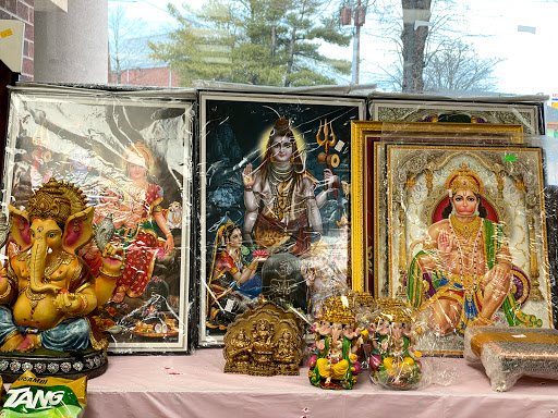 Indian Grocery Store «Laxmi Palace Indian Grocery Store», reviews and photos, 3423 Old Parham Rd, Richmond, VA 23294, USA