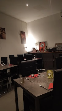 Atmosphère du Pizzeria Le Monde à sa Porte à Lagnes - n°5