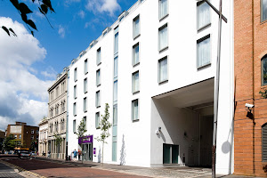 Premier Inn Belfast City Cathedral Quarter hotel