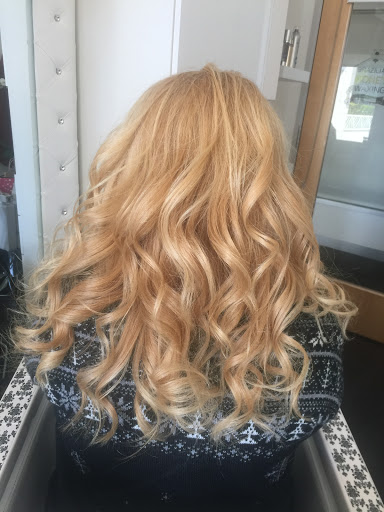 Hair Salon «Santa Monica Beauty Salon», reviews and photos, 1333 2nd St #27, Santa Monica, CA 90401, USA