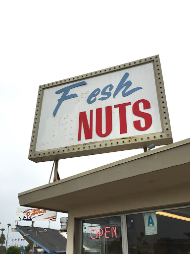 Donut Shop «Star Dust Donut Shop», reviews and photos, 698 CA-75, Imperial Beach, CA 91932, USA
