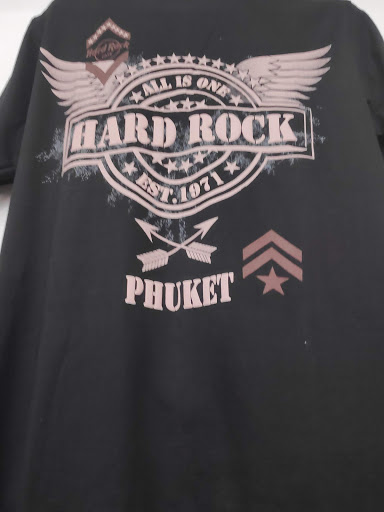Stores to buy women's long sleeve t-shirts Phuket