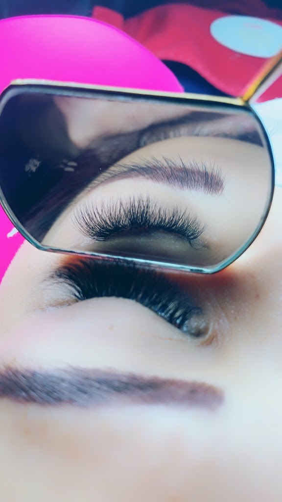 Lux Lashes & More 34209