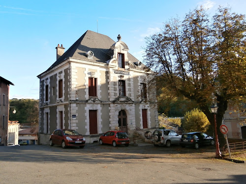 Hôtel de ville Mairie de Aubin Aubin