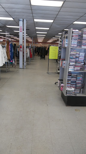 Thrift Store «The Salvation Army Family Store & Donation Center», reviews and photos, 5875 Middlebelt Rd, Romulus, MI 48174, USA