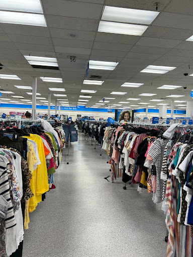 Clothing Store «Ross Dress for Less», reviews and photos, 150 Woodside Plaza, Redwood City, CA 94061, USA
