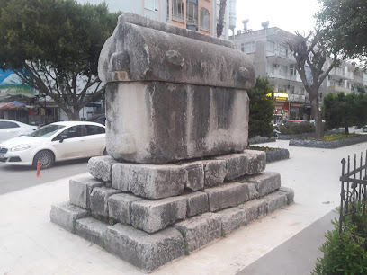 TC Kumluca Kent Meydanı Ve Atatürk Anıtı
