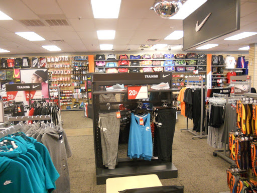 Shoe Store «Hibbett Sports», reviews and photos, 10435 Dixie Hwy, Louisville, KY 40272, USA