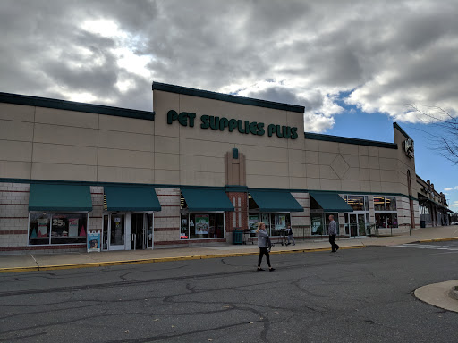 Pet Supply Store «Pet Supplies Plus», reviews and photos, 20020 Ashbrook Commons Plaza #150, Ashburn, VA 20147, USA