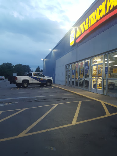 Auto Parts Store «NAPA Auto Parts - Genuine Parts Company», reviews and photos, 7400 W 27th St, St Louis Park, MN 55426, USA