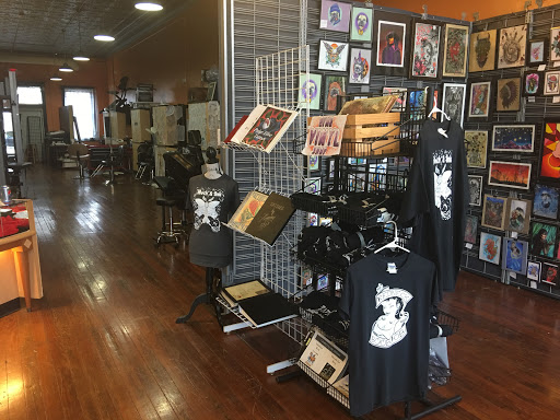 Tattoo Shop «Moth Studio», reviews and photos, 428 W Commercial St, Springfield, MO 65803, USA
