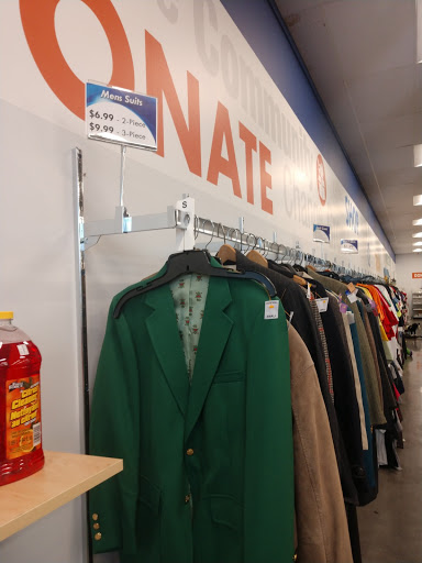 Thrift Store «Triad Goodwill Store & Donation Center», reviews and photos, 106 Muirs Chapel Rd, Greensboro, NC 27407, USA