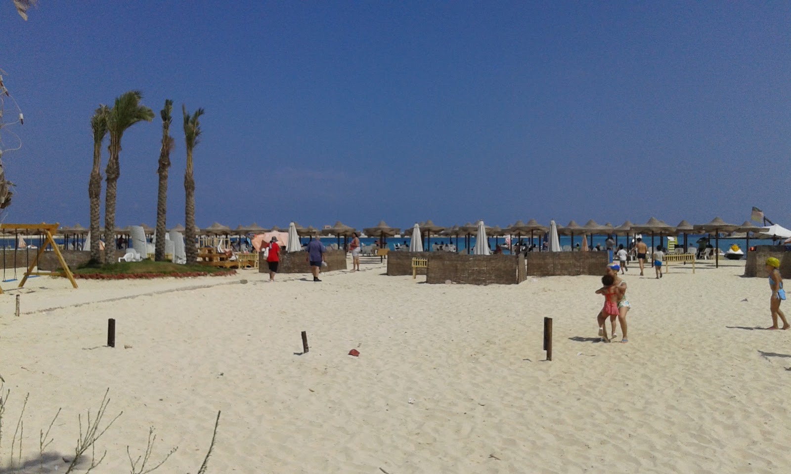 Foto de Shati Talaat Harb con playa recta