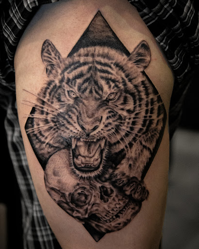 Tattoo Shop «Ancient Art Tattoo Studio», reviews and photos, 2601 W Mercury Blvd, Hampton, VA 23666, USA