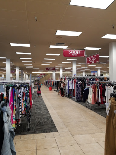 Clothing Store «Burlington Coat Factory», reviews and photos, 833 Lancaster Dr NE, Salem, OR 97301, USA