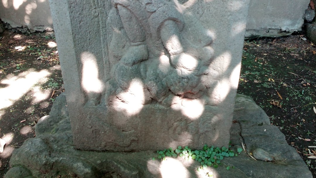 庚申塔(稲荷神社)