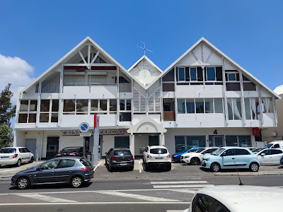 Caisse d'Epargne Saint Gilles les Bains à Saint-Paul