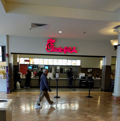 Fast Food Restaurant «Chick-fil-A», reviews and photos, 434 Woodbridge Center Dr, Woodbridge, NJ 07095, USA