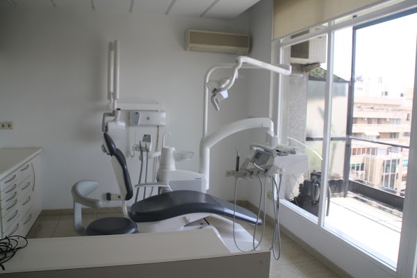 Nacha Vázquez - Clínica Dental y de Estética Facial