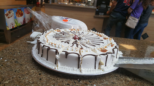 Grocery Store «Super Mercados El Guero», reviews and photos, 850 N Farnsworth Ave, Aurora, IL 60505, USA