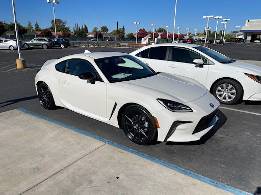 Toyota Dealer «Toyota Town of Stockton», reviews and photos, 2150 E Hammer Ln, Stockton, CA 95210, USA