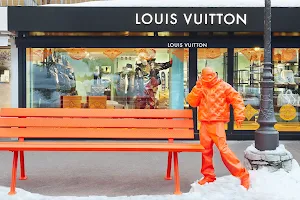 Louis Vuitton Courchevel image