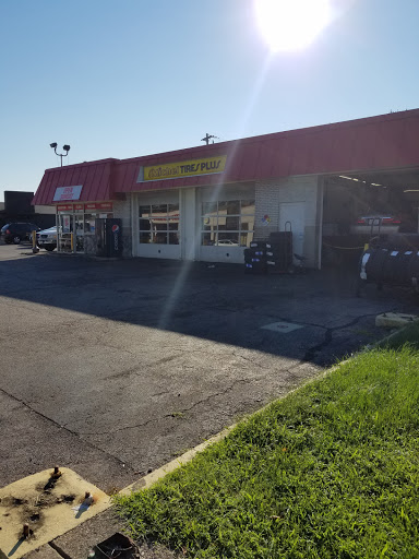 Tire Shop «Michel Tires Plus», reviews and photos, 3707 Dixie Hwy, Elsmere, KY 41018, USA