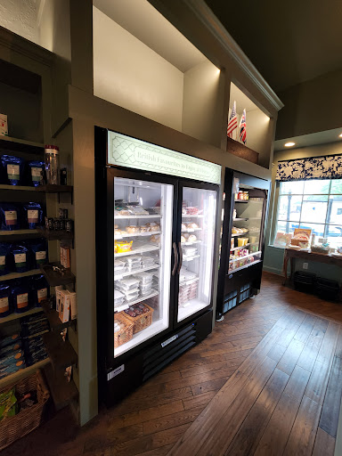 Shopping Mall «Eagle Village Shops», reviews and photos, 503 W Lancaster Ave, Wayne, PA 19087, USA