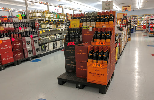 Liquor Store «Evergreen Liquors», reviews and photos, 12017 Shelbyville Rd, Louisville, KY 40243, USA