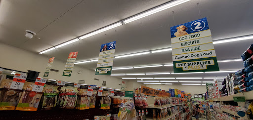 Pet Supply Store «Pet Supplies Plus», reviews and photos, 2433 MacArthur Rd, Whitehall, PA 18052, USA