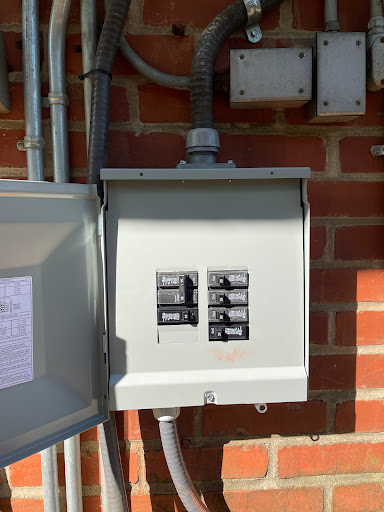 Electrician «Livewire Electrical Charlotte Electricians», reviews and photos, 1409 East Blvd, Charlotte, NC 28203, USA