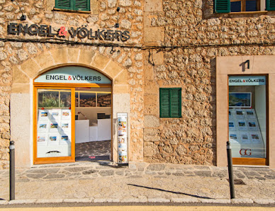 Engel & Völkers Deià - Real Estate Agent Carrer de l'Arxiduc Lluís Salvador, 1, 07179 Deià, Balearic Islands, España