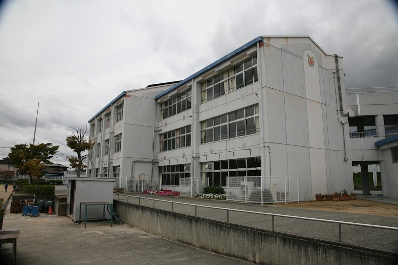 三田市立富士中学校