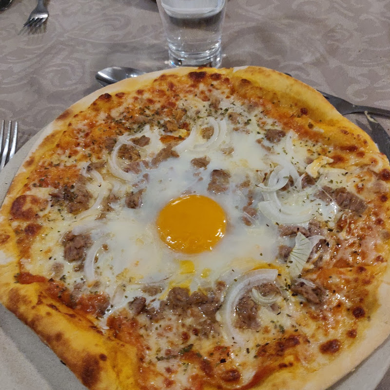 4 image
