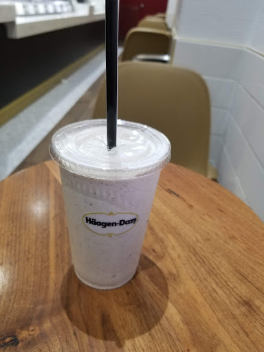 Ice Cream Shop «Häagen-Dazs® Ice Cream Shop», reviews and photos, 358 Millburn Ave, Millburn, NJ 07041, USA