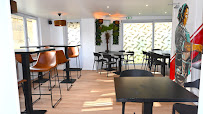 Atmosphère du Restaurant Yes Mama Food Court à Villeneuve-sous-Dammartin - n°6