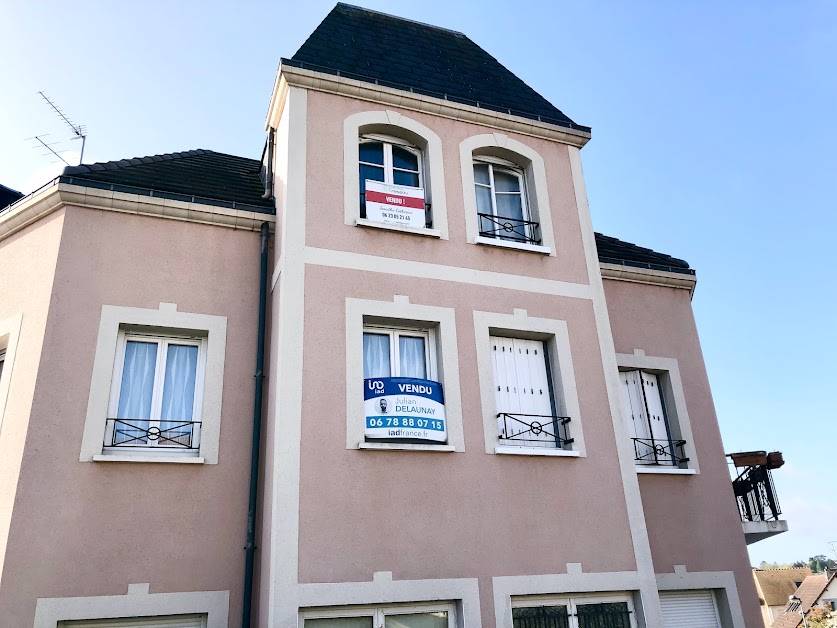 Julian Delaunay iad France votre conseiller immobilier Longpont-sur-Orge