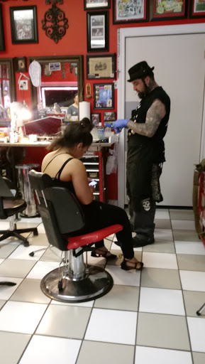 Tattoo Shop «Six1Six Tattoo Studio», reviews and photos, 526 Leonard St NW, Grand Rapids, MI 49504, USA