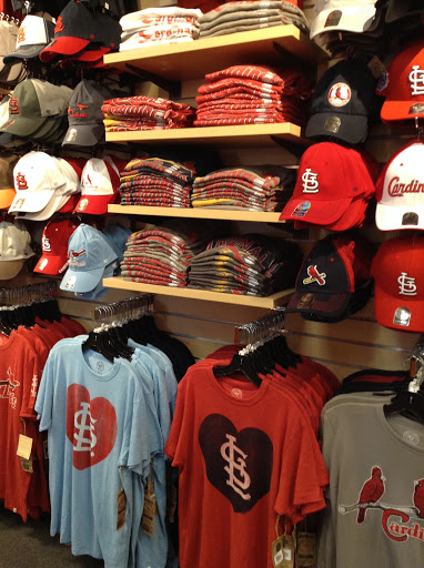 Sportswear Store «Rally House Brentwood», reviews and photos, 1120 S Brentwood Blvd, Richmond Heights, MO 63117, USA