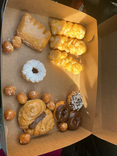 Donut Shop «Donut Hut», reviews and photos, 31 Little Canada Rd E, Little Canada, MN 55117, USA