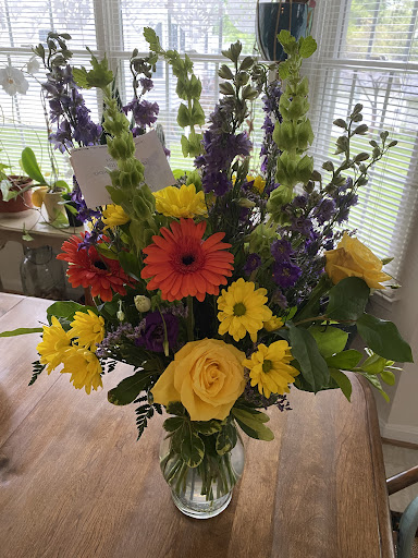 Blooms Florist, 69 Mayo Rd, Edgewater, MD 21037, USA, 