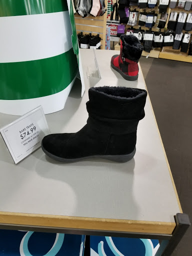 Shoe Store «DSW Designer Shoe Warehouse», reviews and photos, 1300 Huguenot Rd, Midlothian, VA 23113, USA