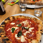 Photo n°1 de l'avis de s. fait le 27/12/2023 à 21:41 sur le  Pizzaló Lungomare à Pozzuoli