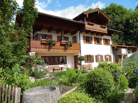 Photo Ferienwohnung Ferienwohnung Murner 83257 Gstadt am Chiemsee