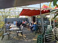 Atmosphère du Restaurant Le Viaduc à Bourcefranc-le-Chapus - n°12