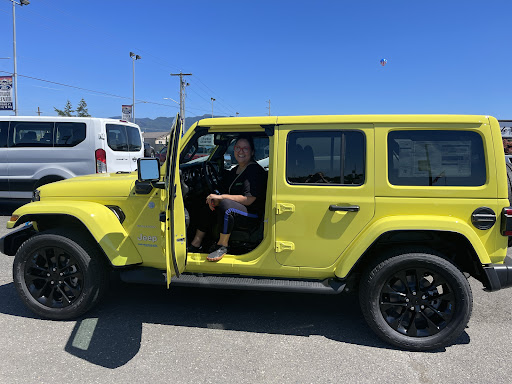 Car Dealer «Enumclaw Chrysler Jeep Dodge», reviews and photos, 726 Roosevelt Ave, Enumclaw, WA 98022, USA